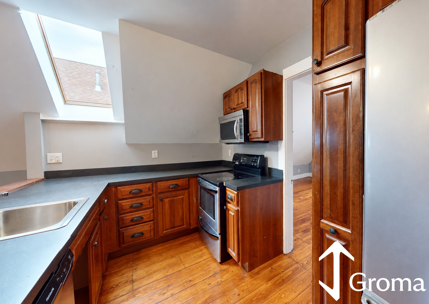 Photos of apartment on Calumet St.,Boston MA 02120