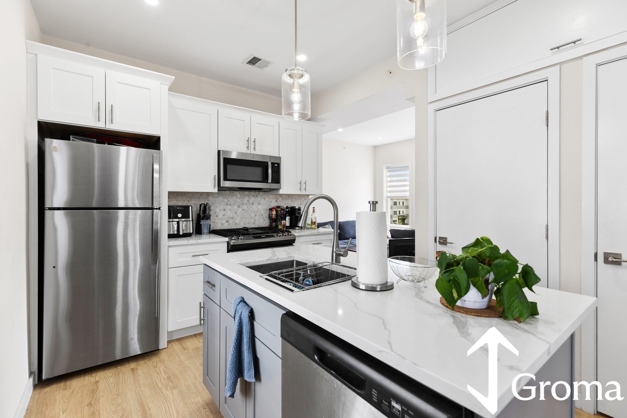 Photos of apartment on Transit St.,Boston MA 02127