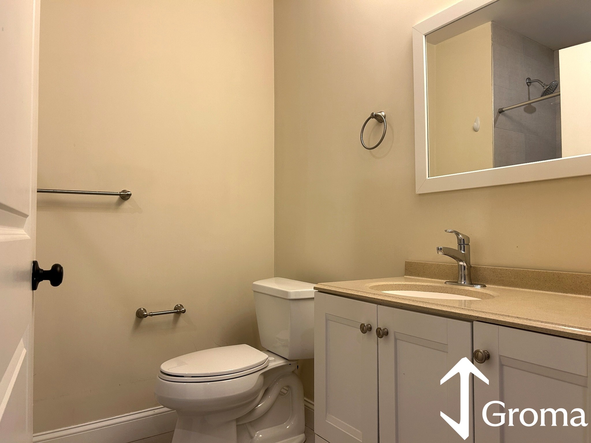 Photos of apartment on Washington St.,Boston MA 02119