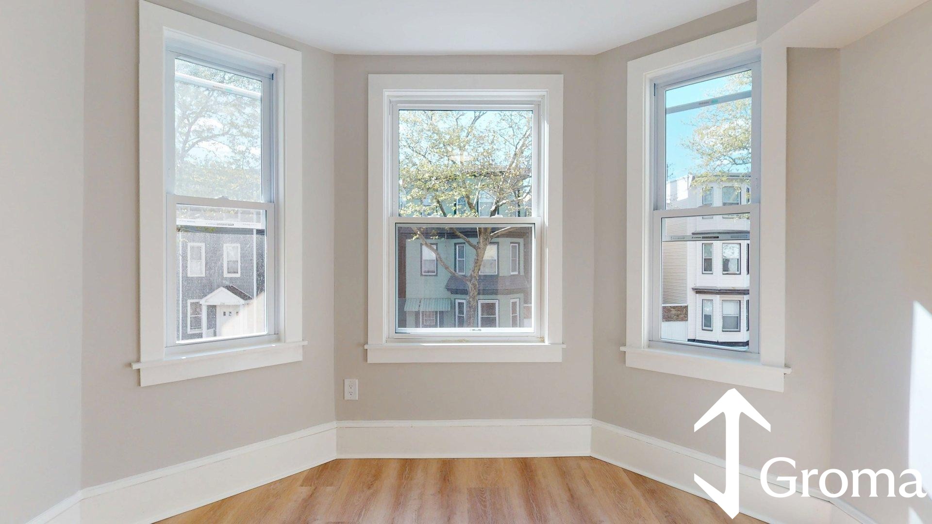 Photos of apartment on Chelsea St.,Boston MA 02128