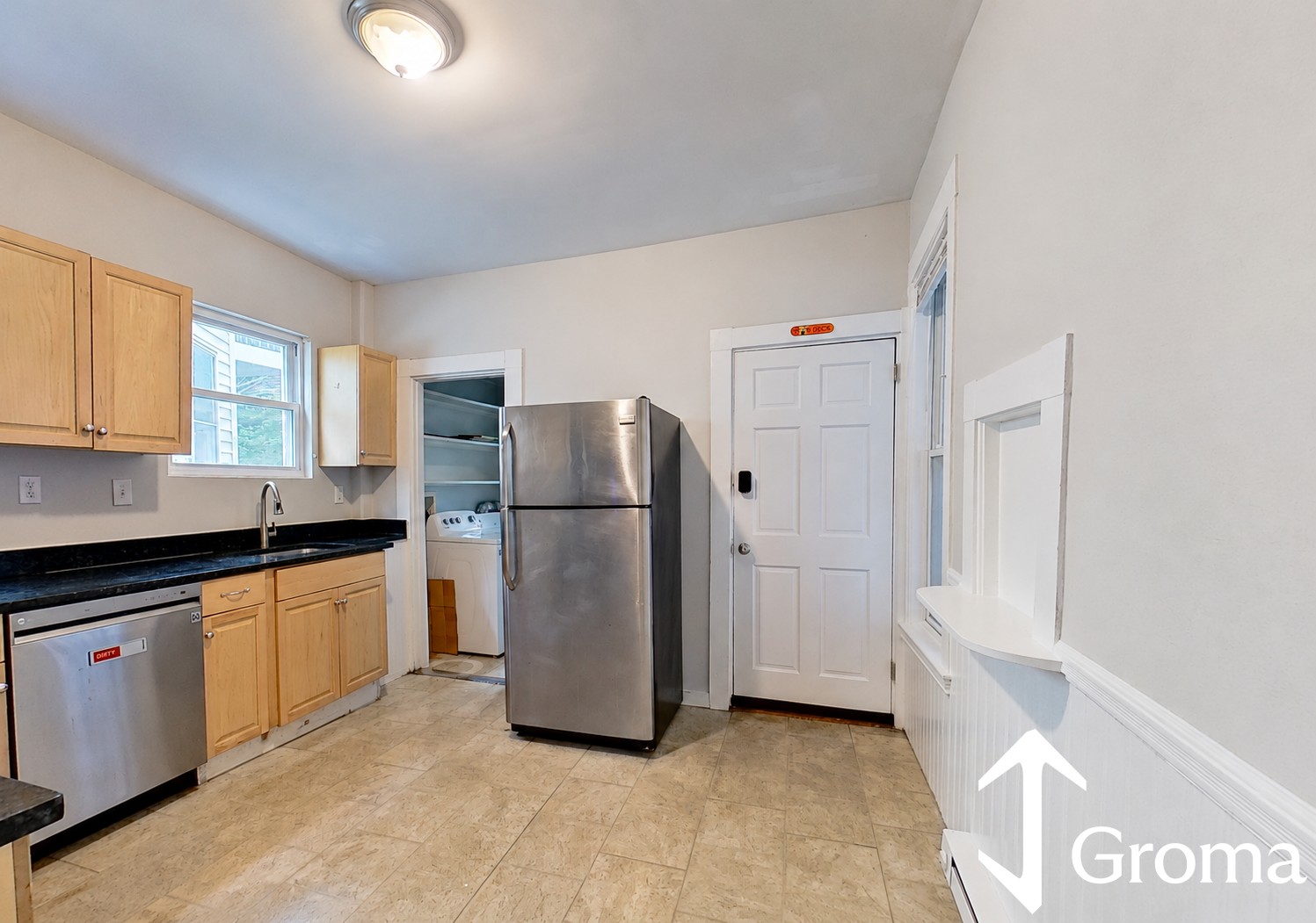 Photos of apartment on Hillside St.,Boston MA 02120
