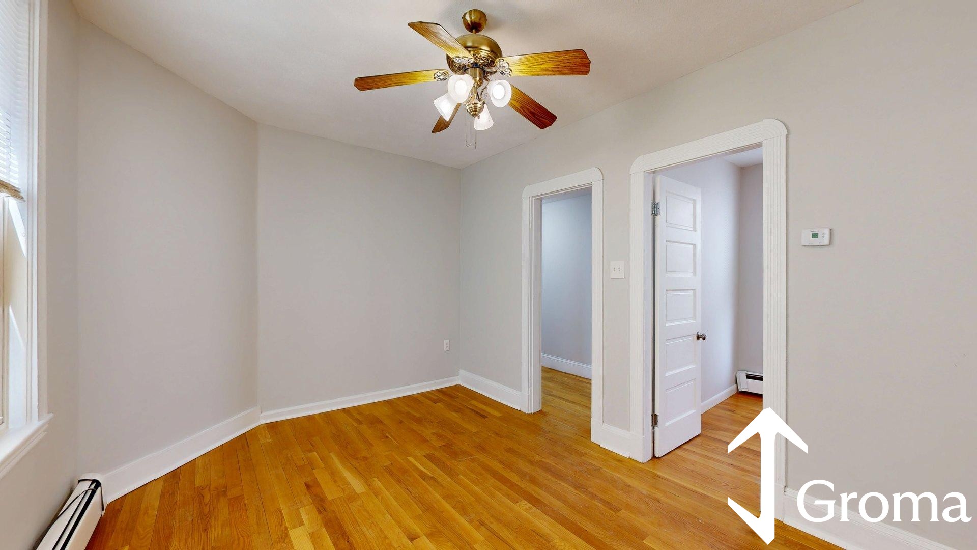 Photos of apartment on Chelsea St.,Boston MA 02128