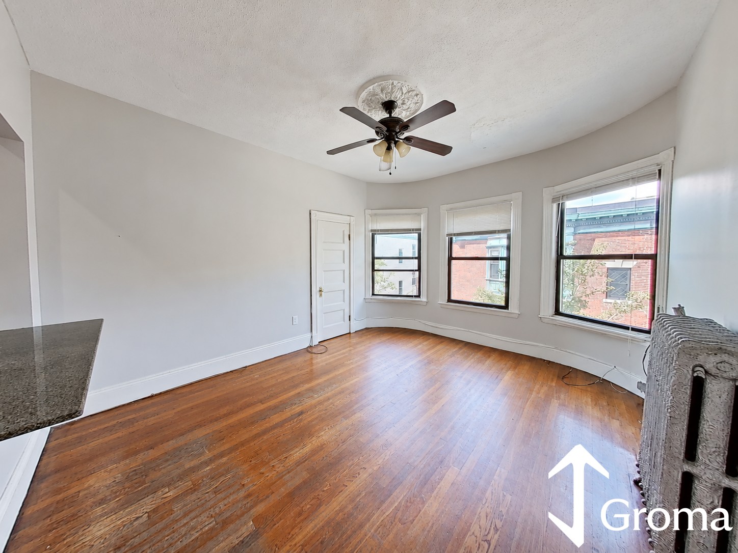 Photos of apartment on Tremont St.,Boston MA 02120
