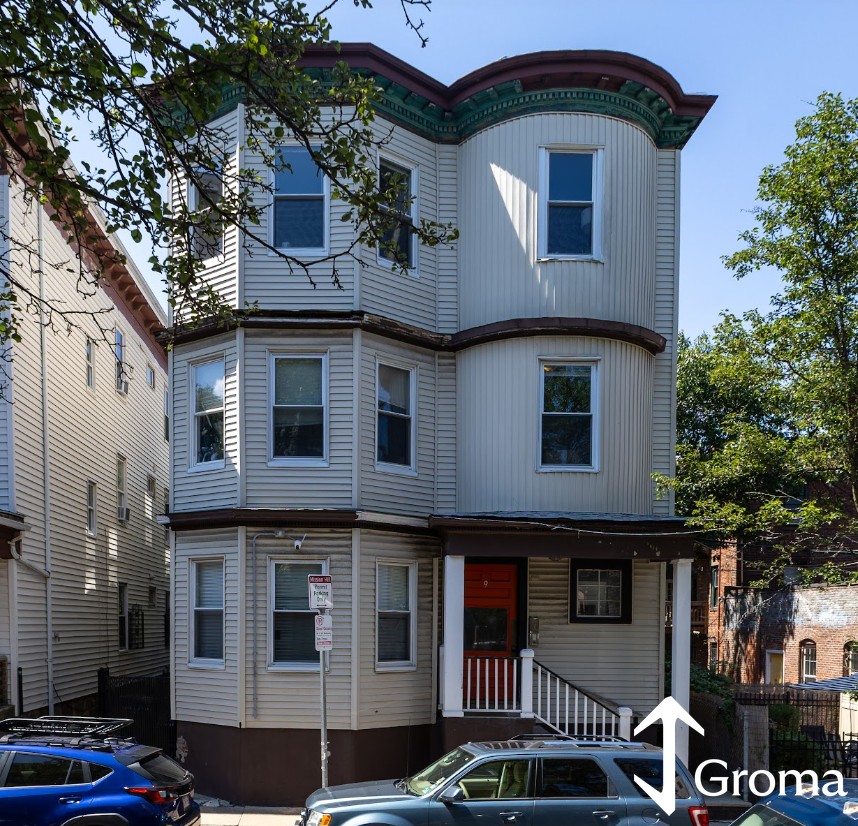 Photos of apartment on Carmel St.,Boston MA 02120