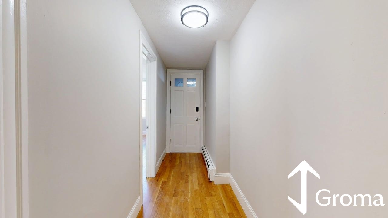 Photos of apartment on Chelsea St.,Boston MA 02128