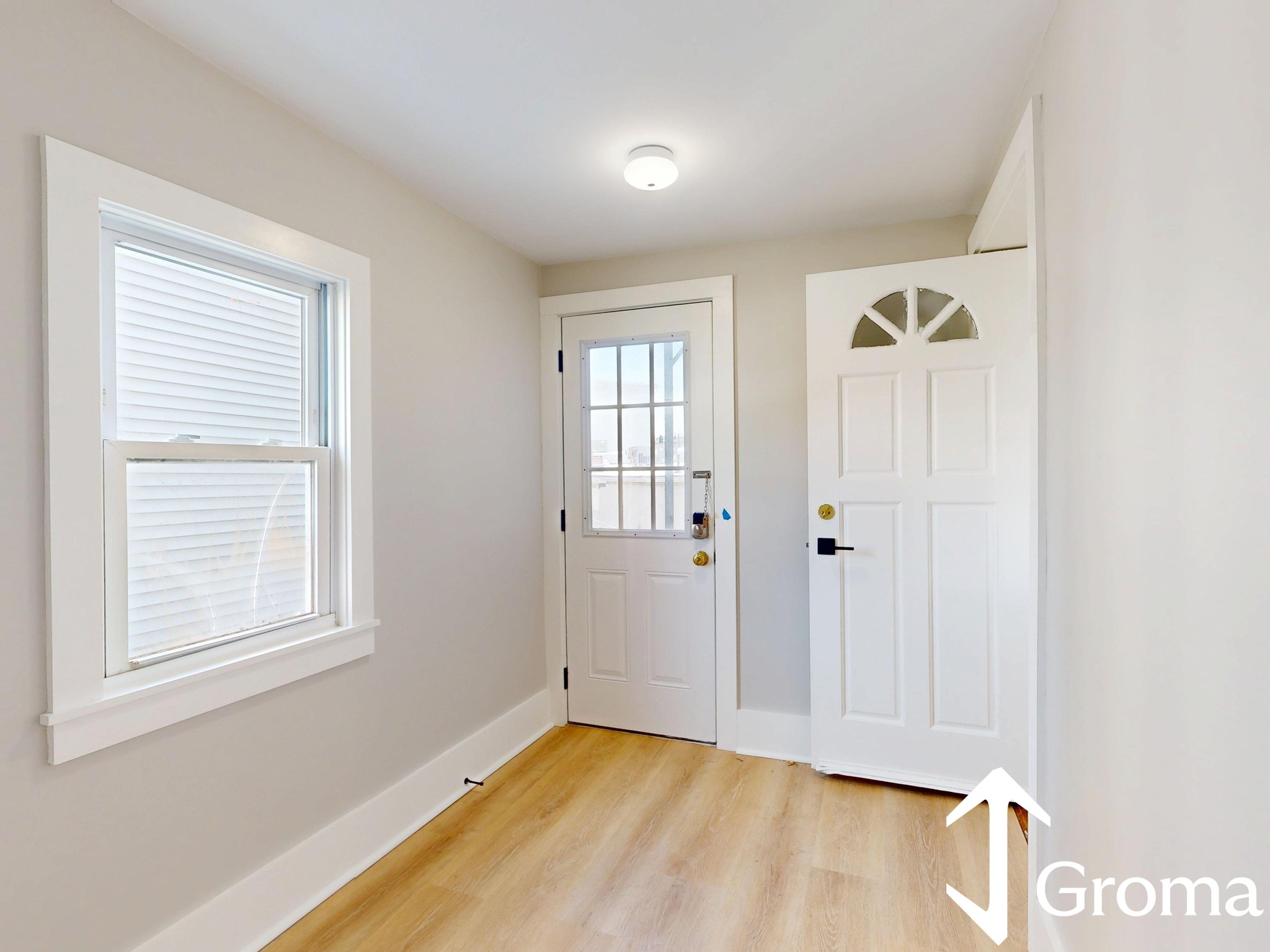 Photos of apartment on Saratoga Street972-974 Saratoga St.,Boston MA 02128