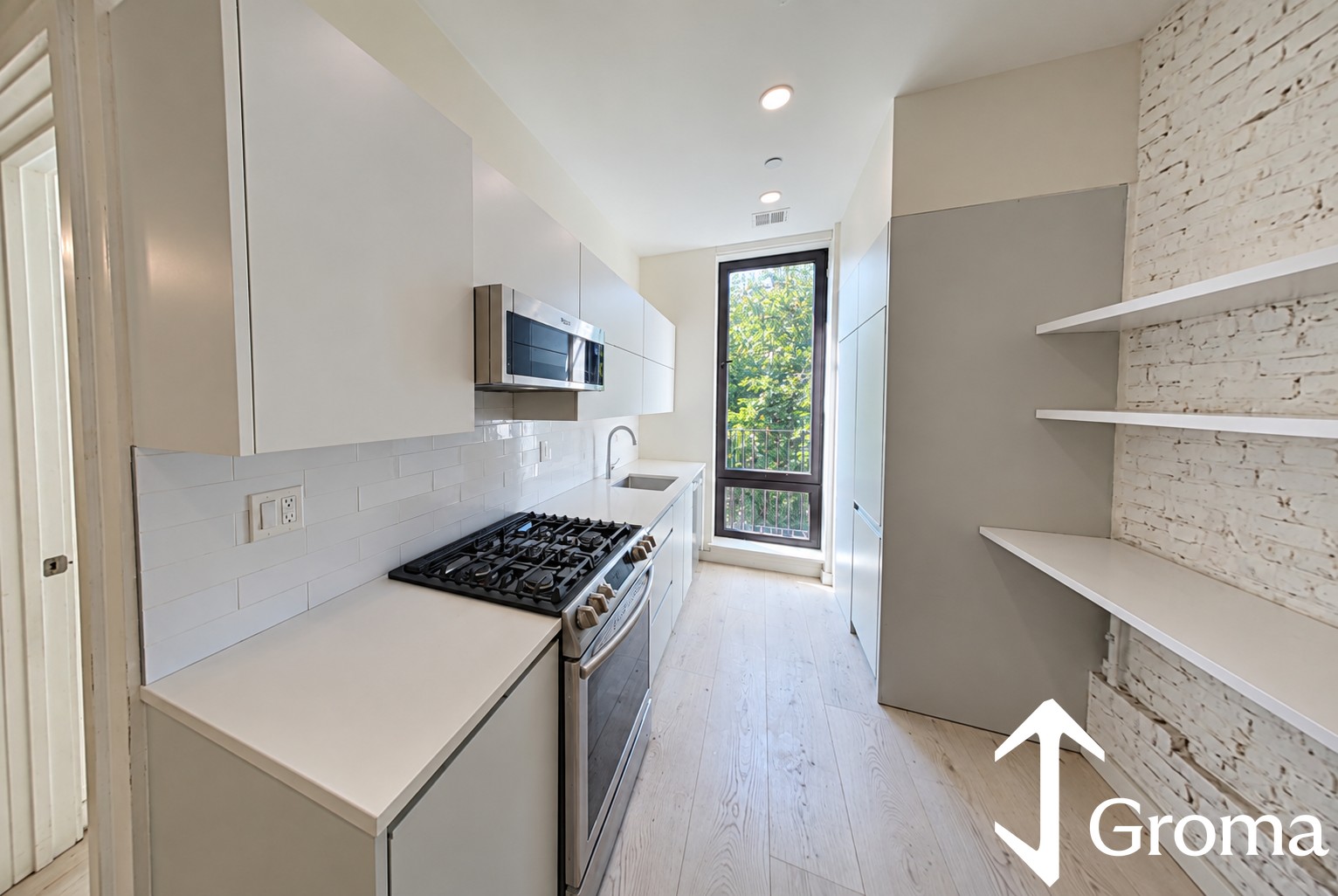 Pictures of  property for rent on Worthington St., Boston, MA 02120