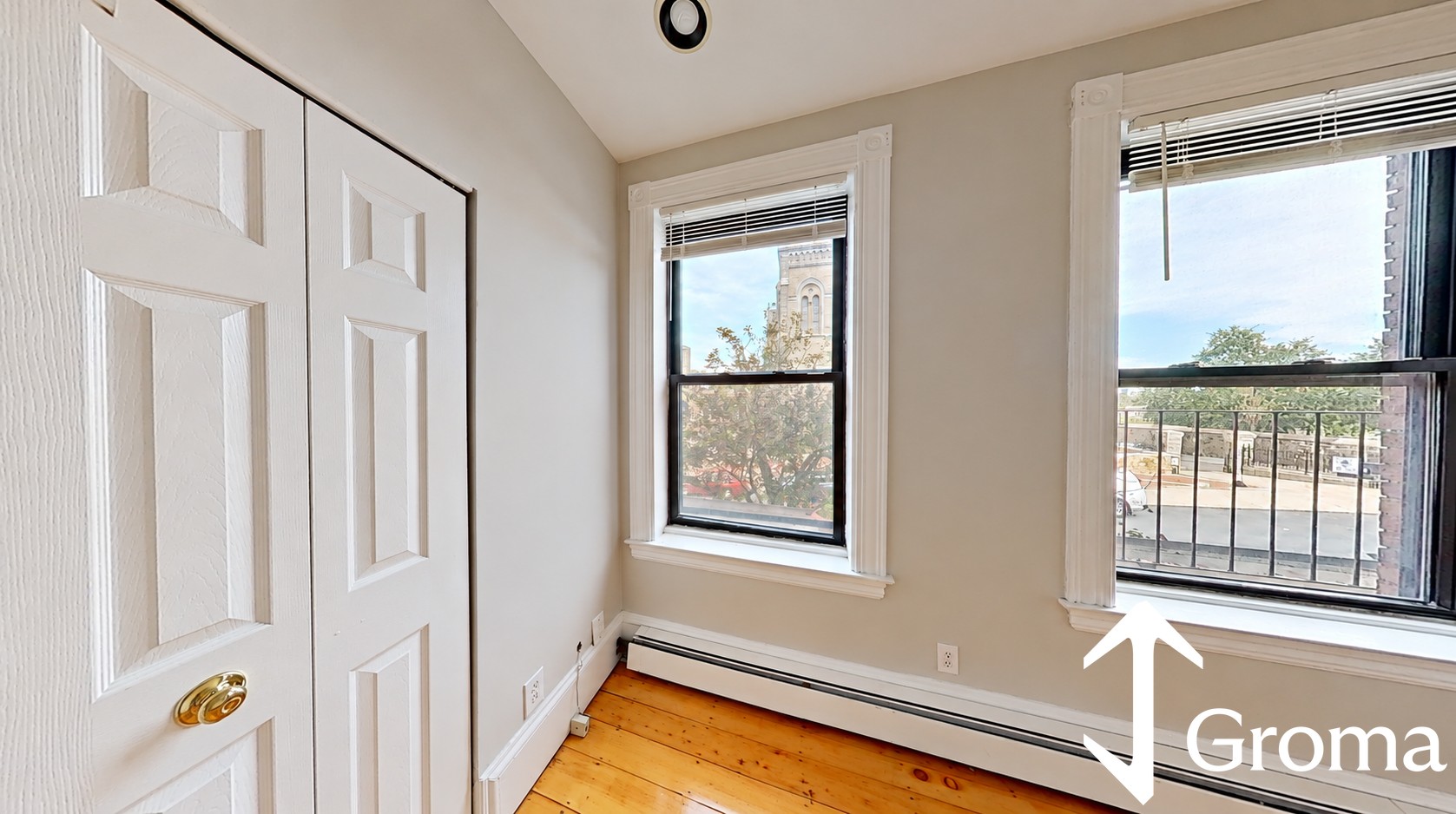 Photos of apartment on Tremont St.,Boston MA 02120