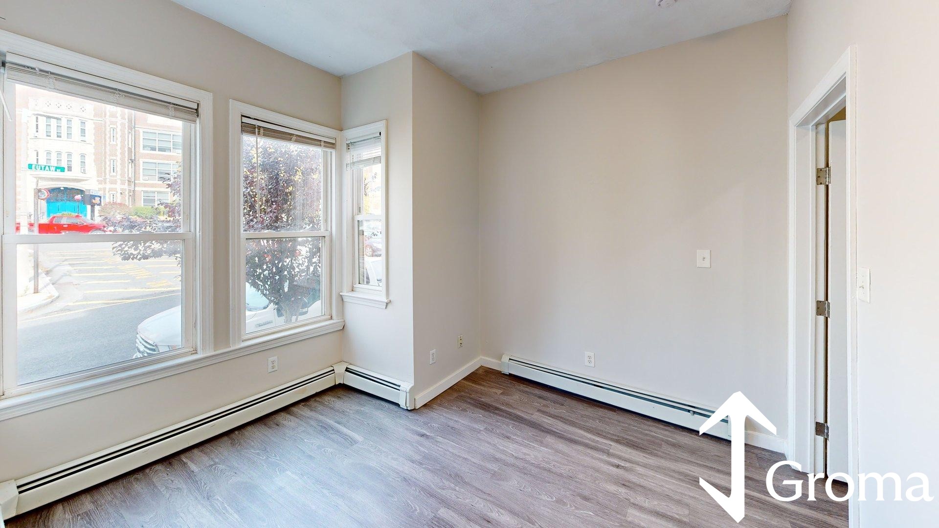 Photos of apartment on Chelsea St.,Boston MA 