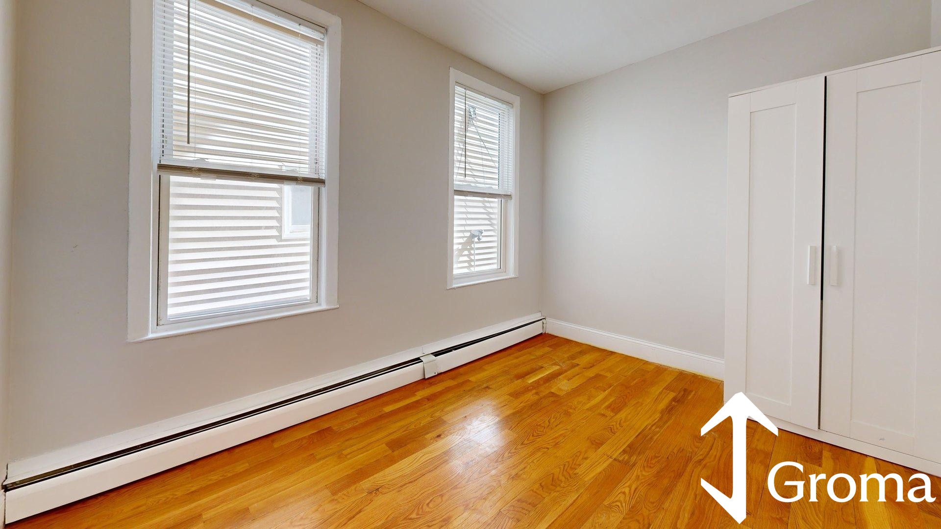 Photos of apartment on Chelsea St.,Boston MA 02128