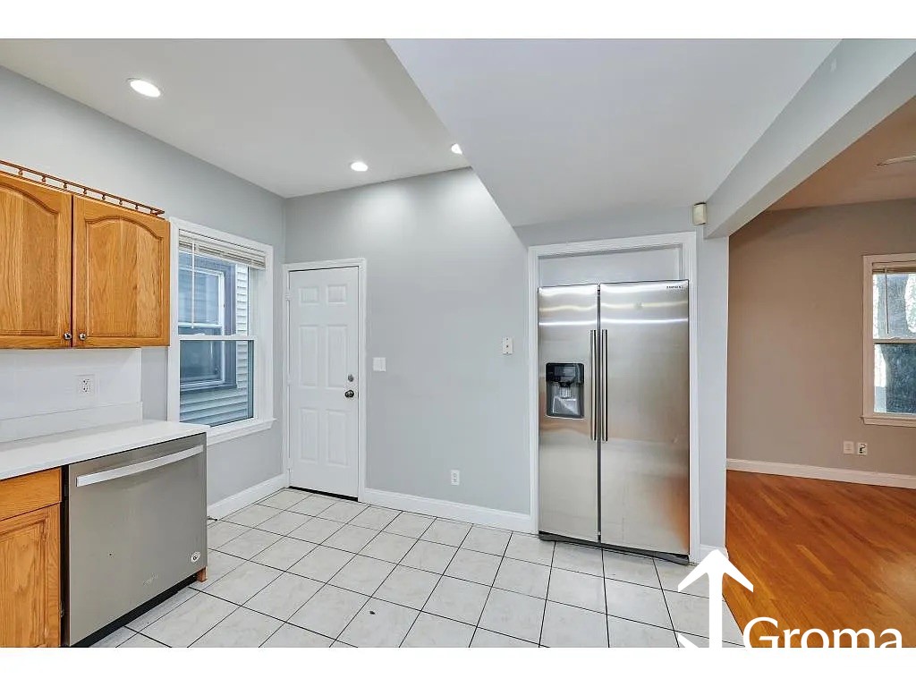5 Transit St. - South Boston