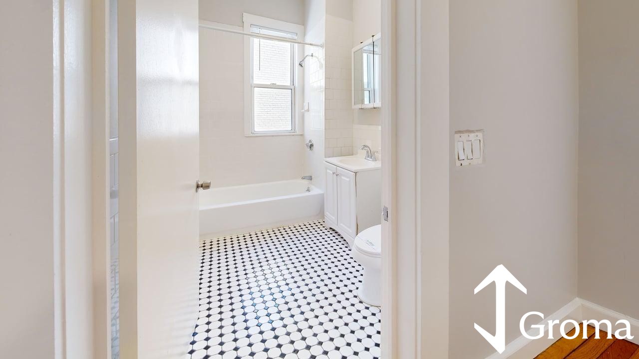 Photos of apartment on Clark Ave.,Chelsea MA 02150