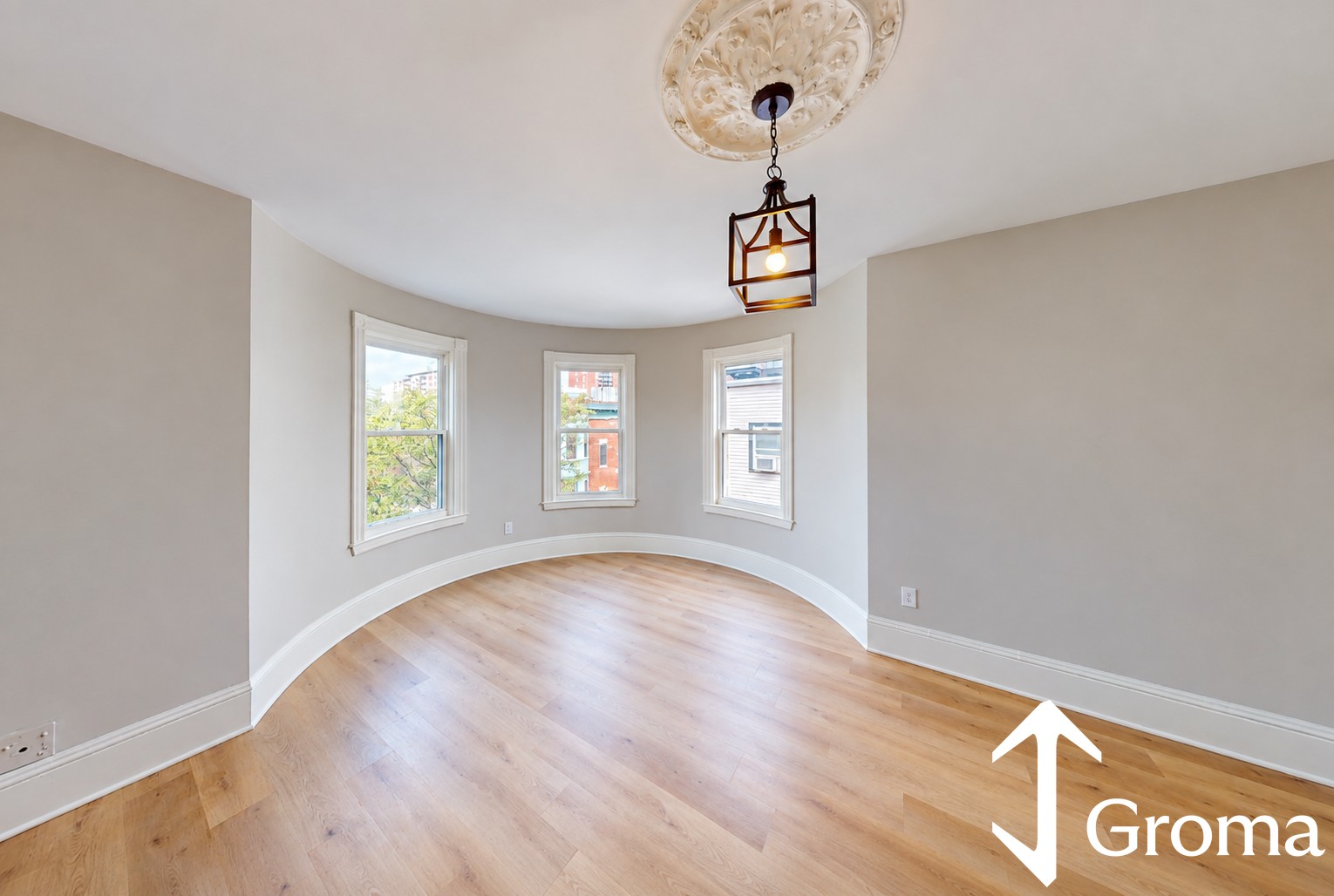 Photo 7 of Carmel St. Unit 3