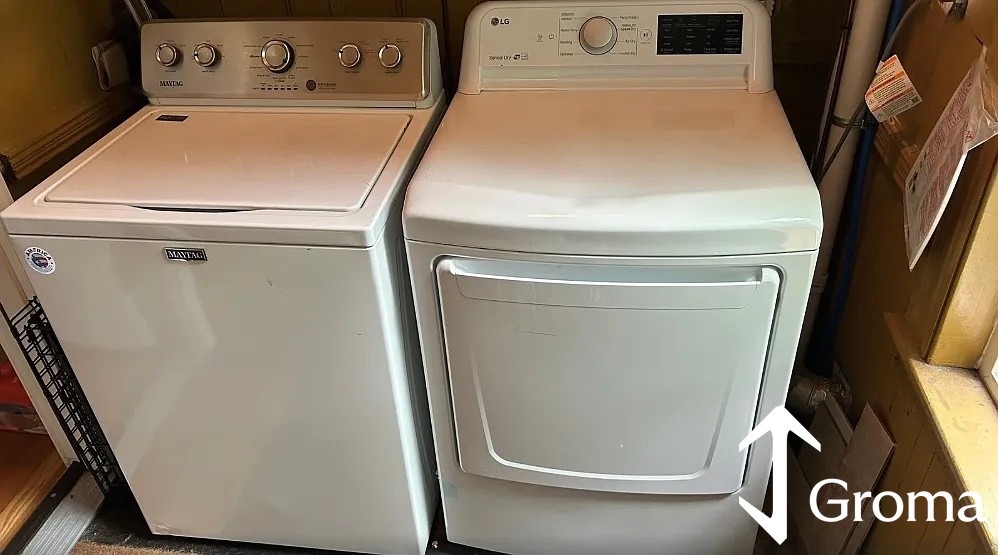 Photos of apartment on Oakview Ter.,Boston MA 02130