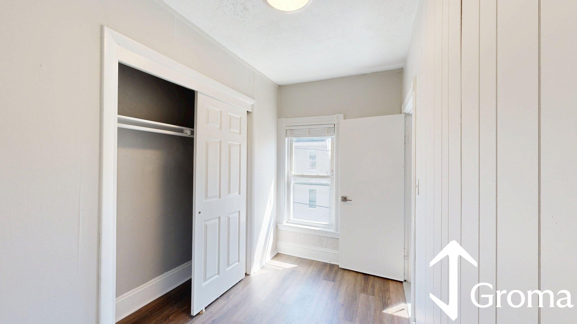 Photos of apartment on Chelsea St.,Boston MA 02128