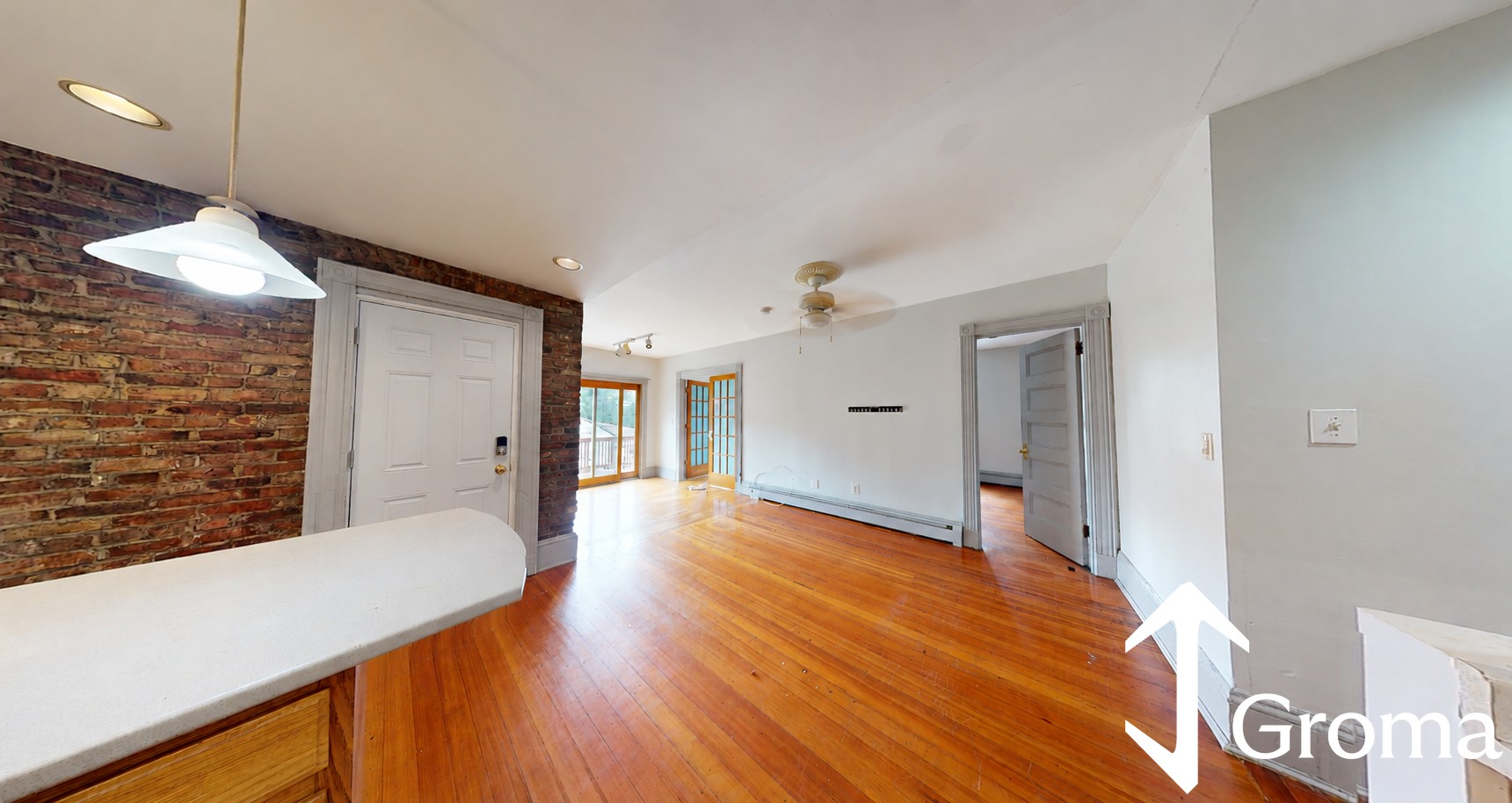 Photos of apartment on Tremont St.,Boston MA 02120