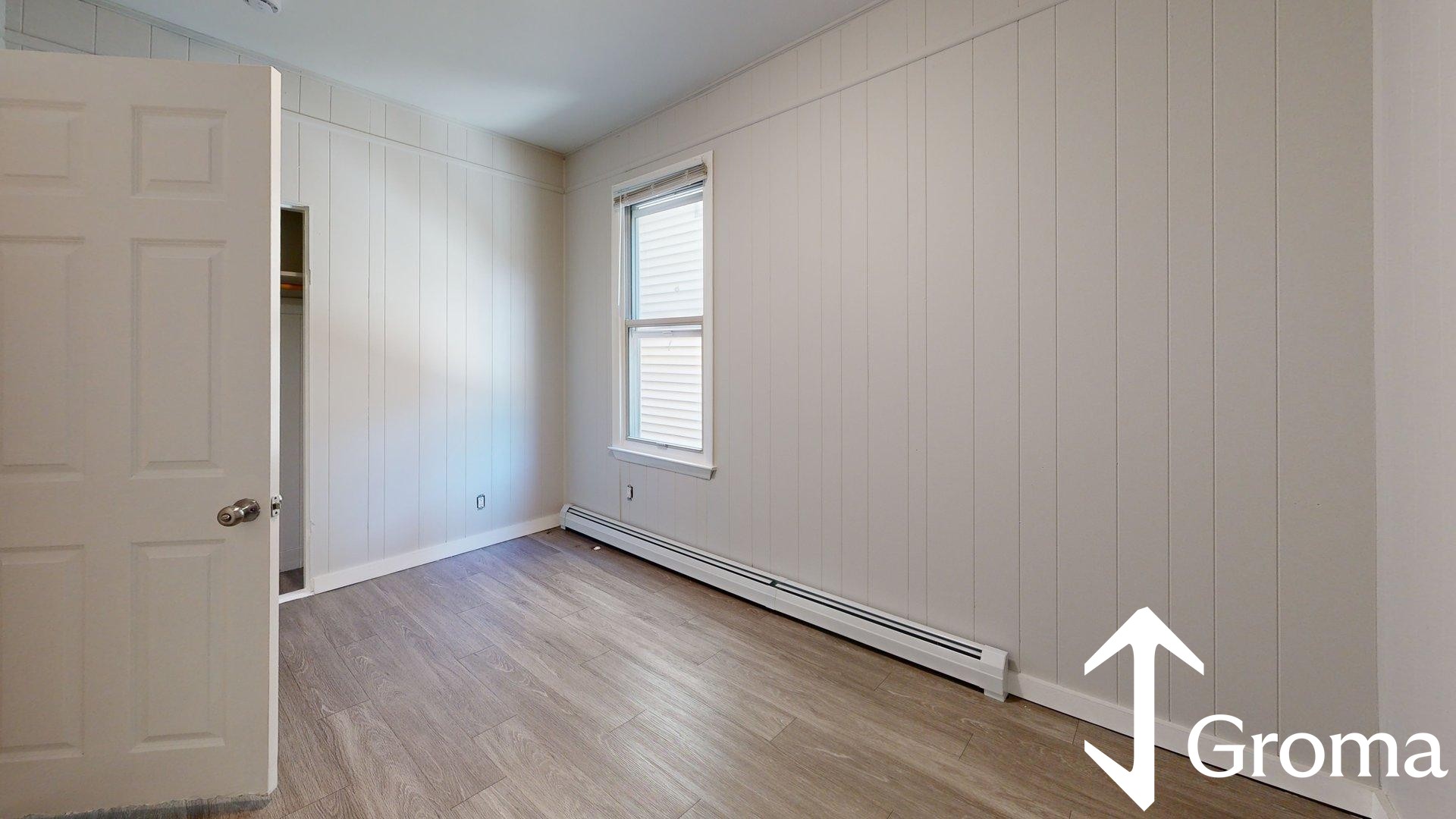 Photos of apartment on Chelsea St.,Boston MA 02128