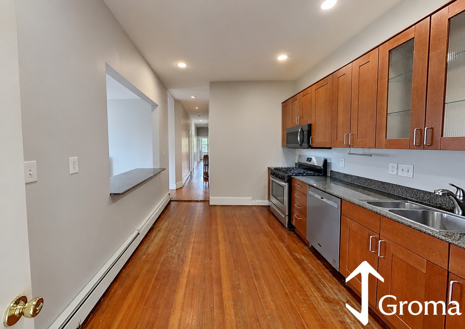Photos of apartment on Tremont St.,Boston MA 02120