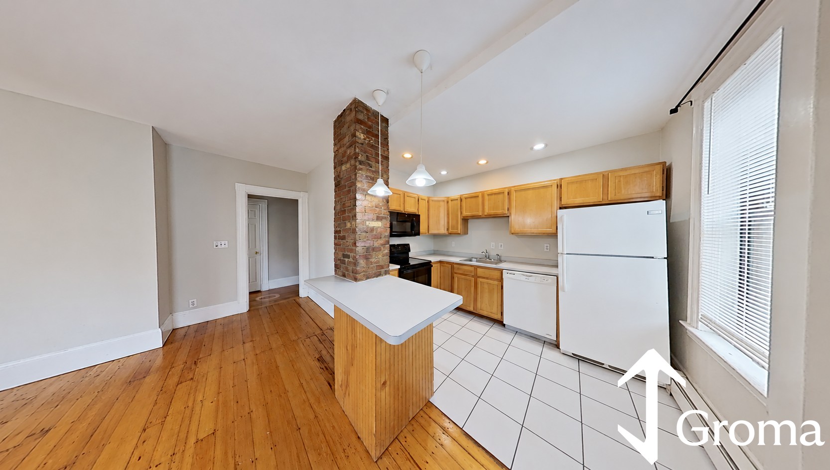 Pictures of  property for rent on Tremont St., Boston, MA 02120