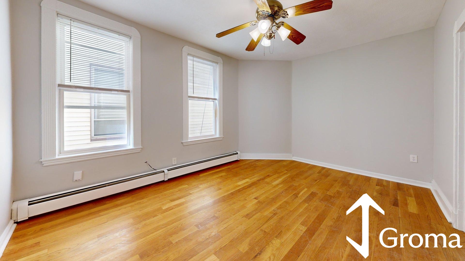 Photos of apartment on Chelsea St.,Boston MA 02128