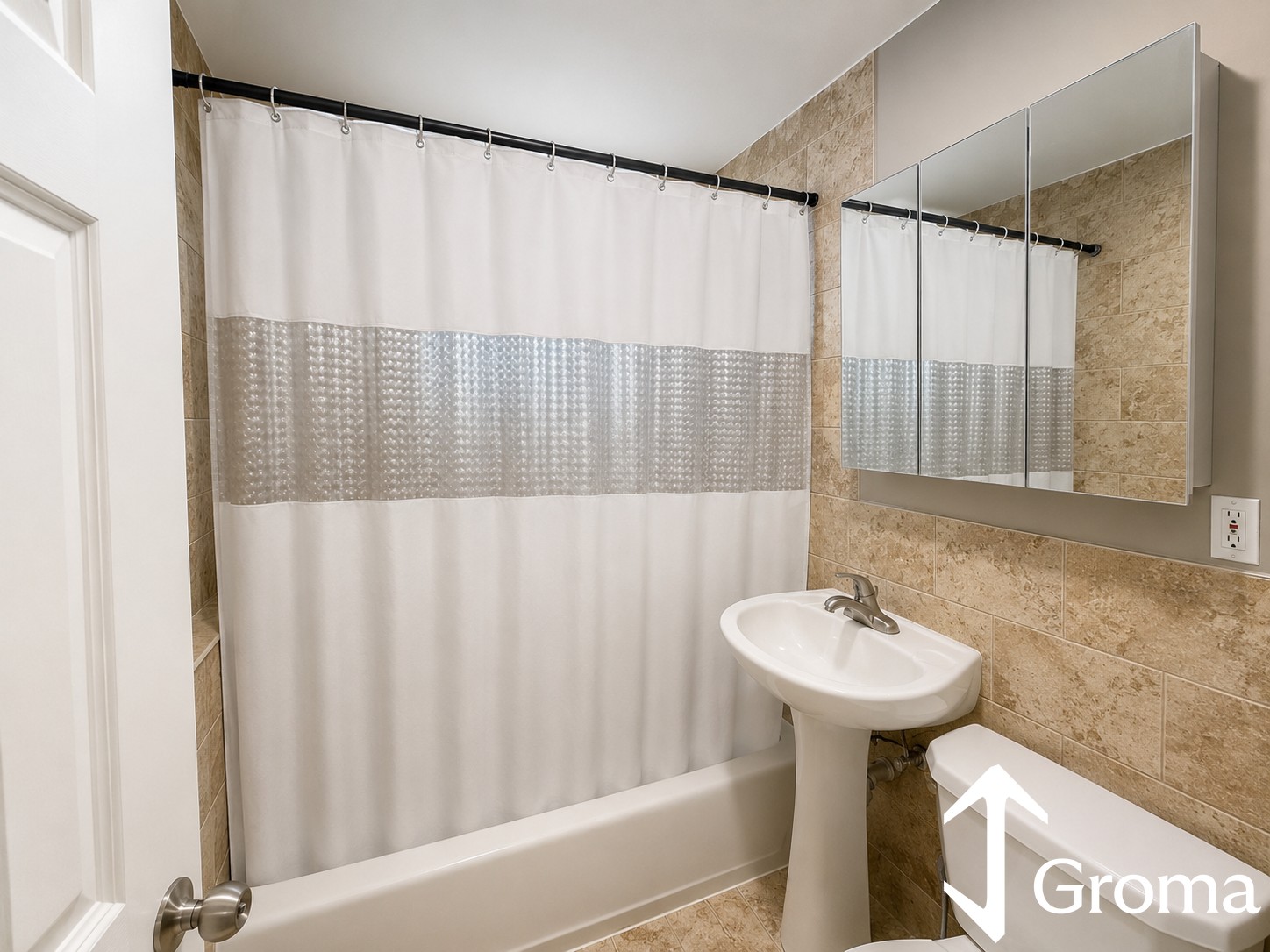 Photos of apartment on Saratoga St.,Boston MA 02128
