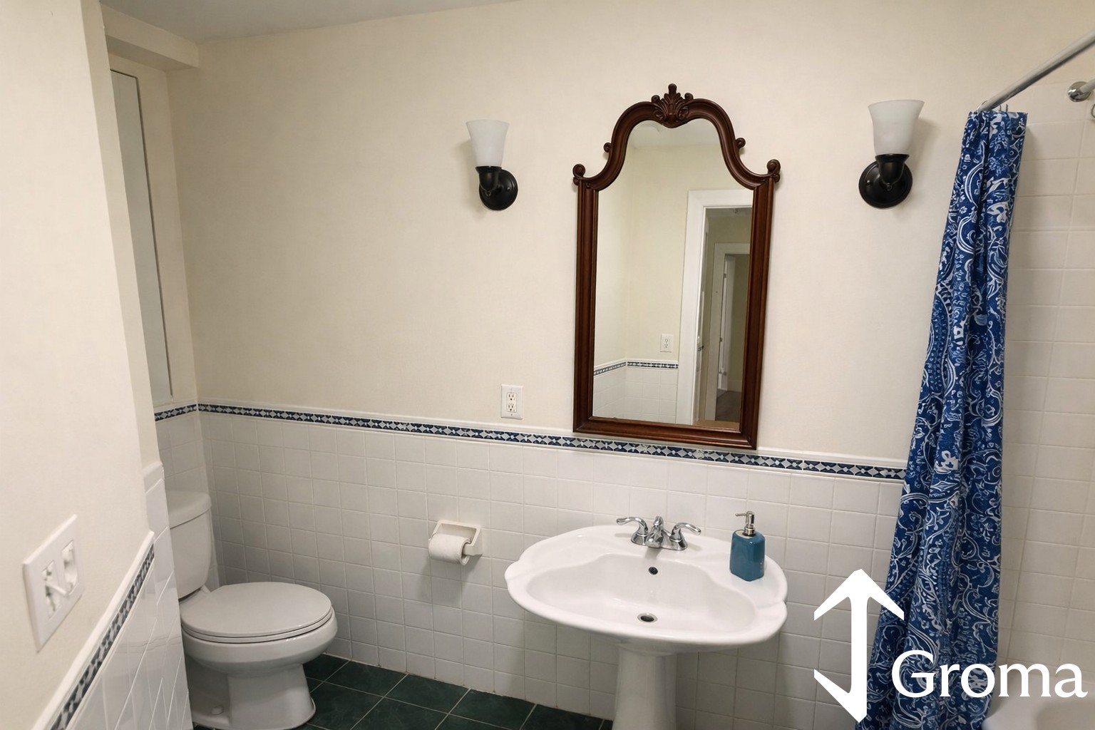 Photos of apartment on Oakview Ter.,Boston MA 