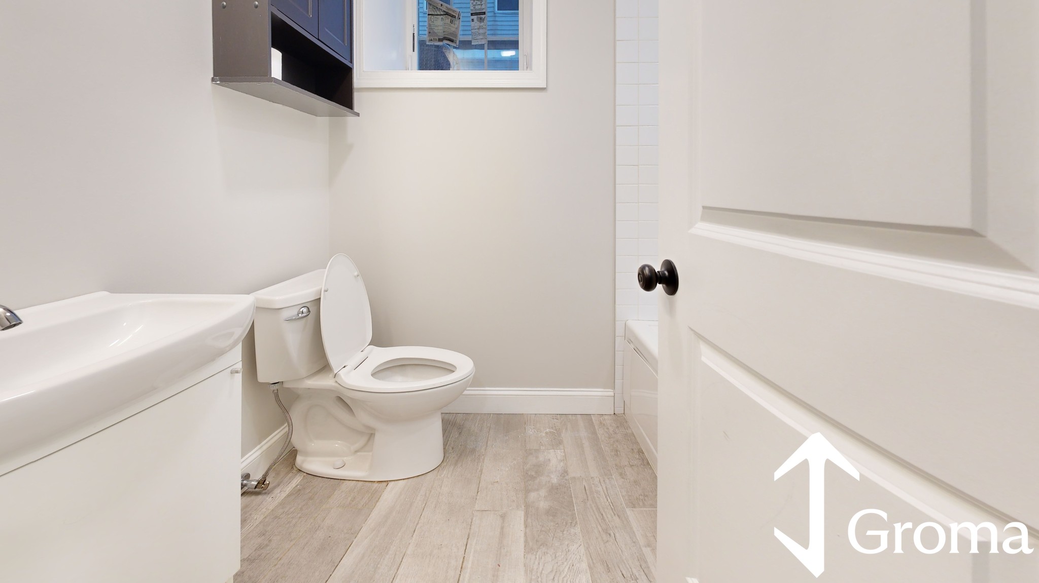 Photos of apartment on Pierce St.,Boston MA 02136