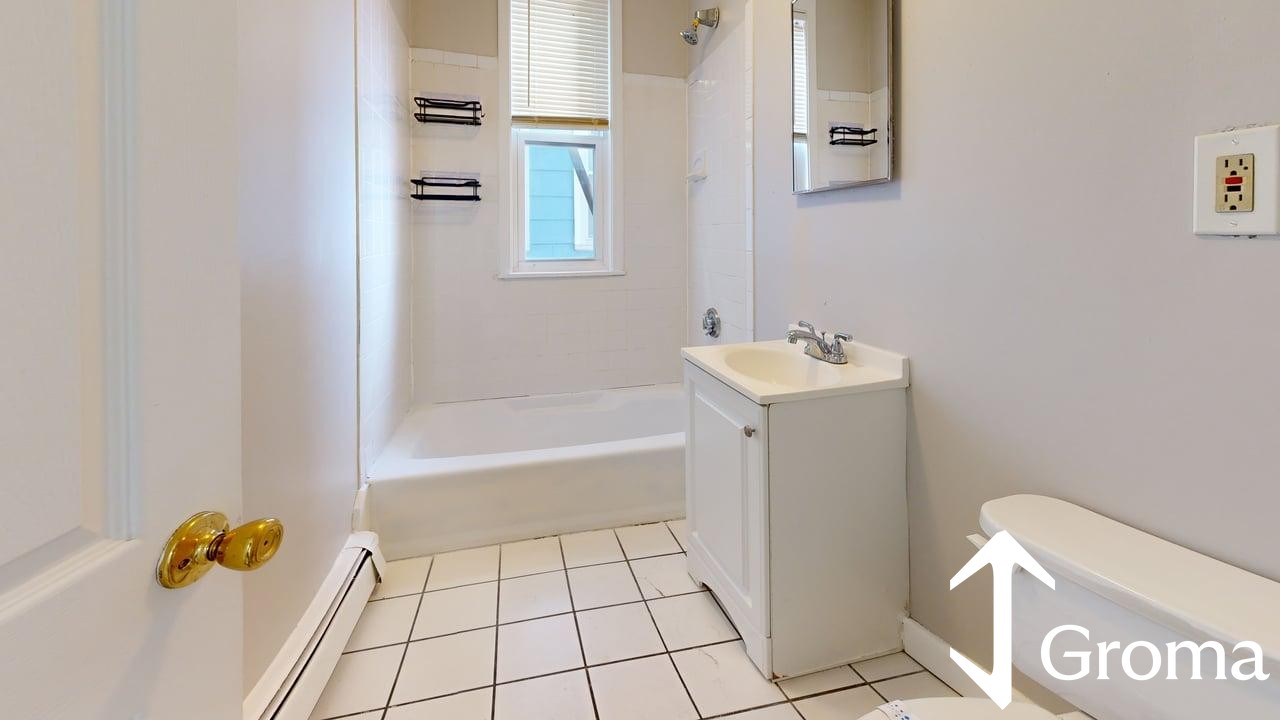 Photos of apartment on Maverick St.,Boston MA 02128