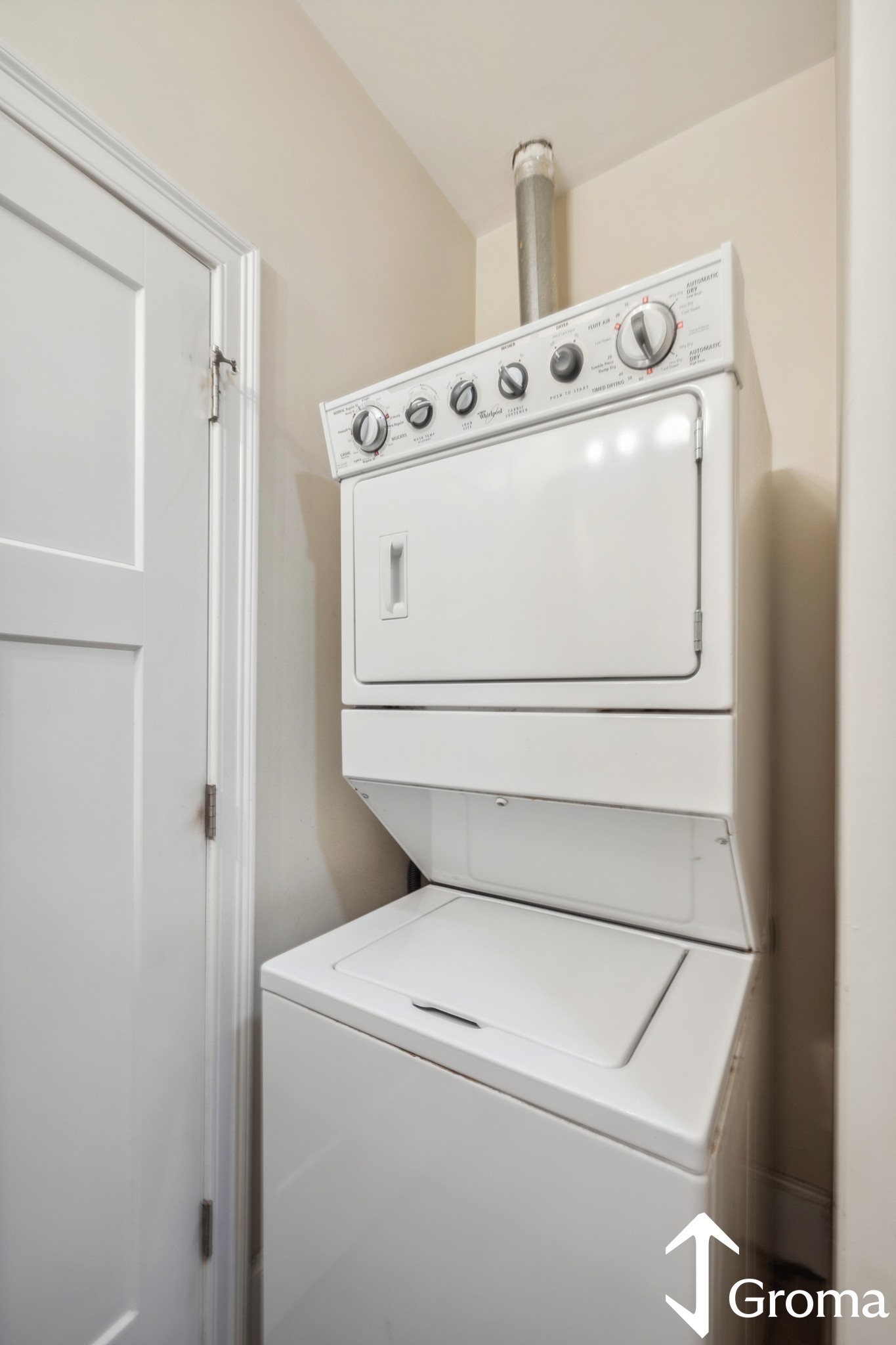 Photos of apartment on Caldwell St.,Boston MA 