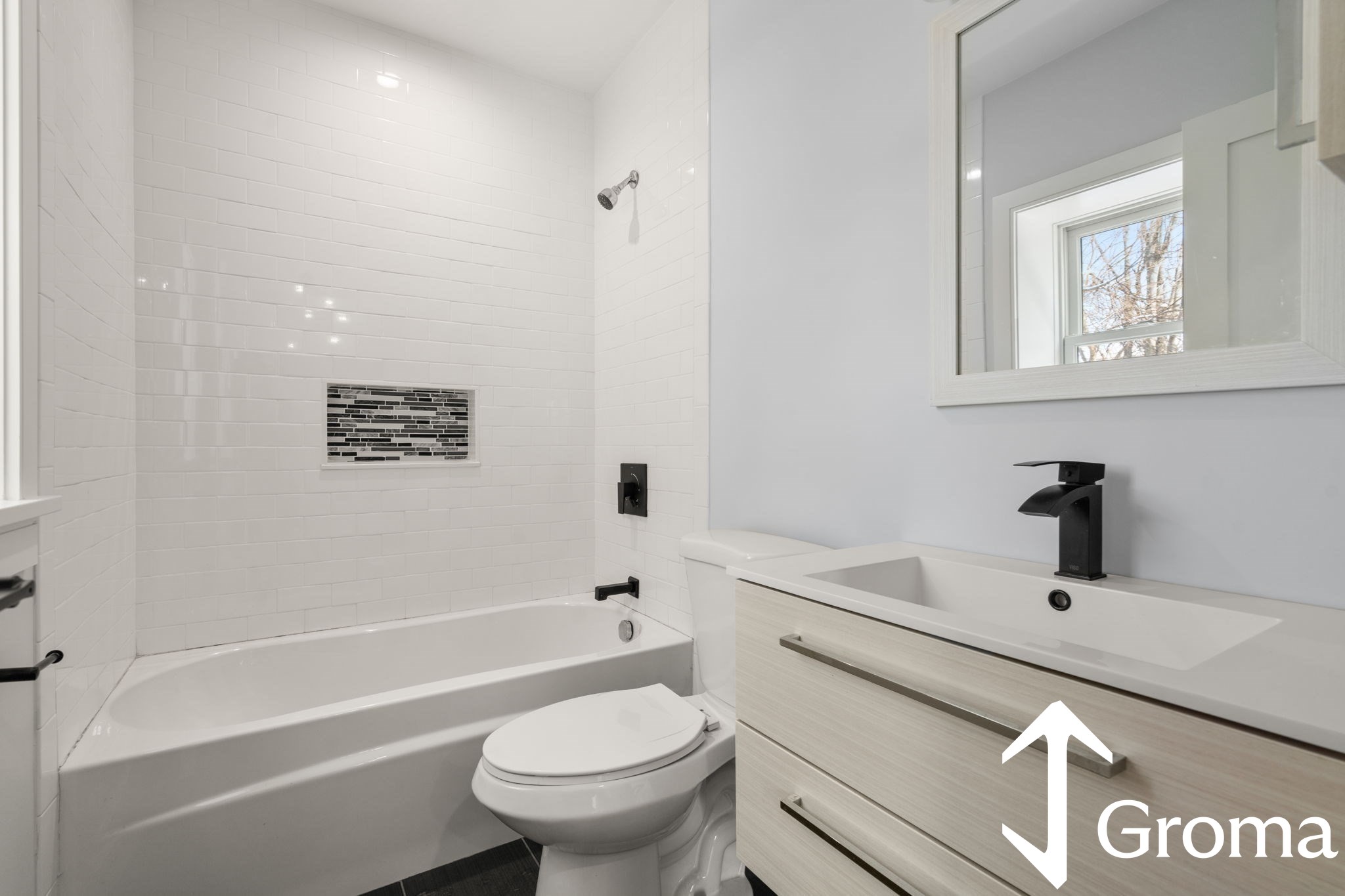 Photos of apartment on Charles St.,Waltham MA 02453