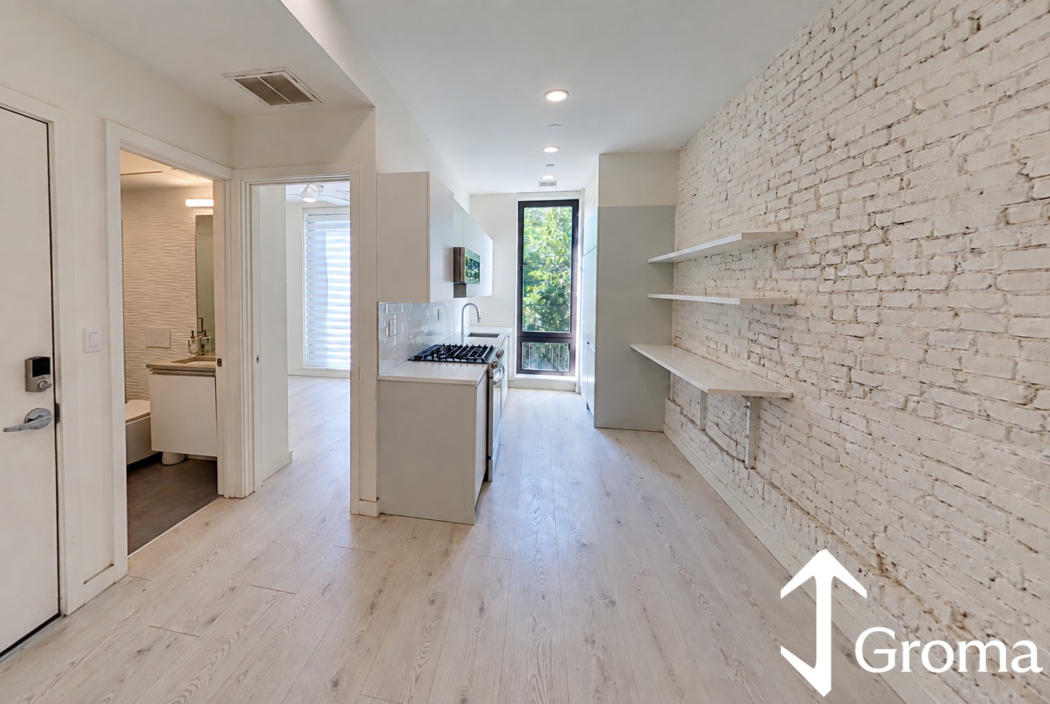 Photos of apartment on Worthington St.,Boston MA 02120