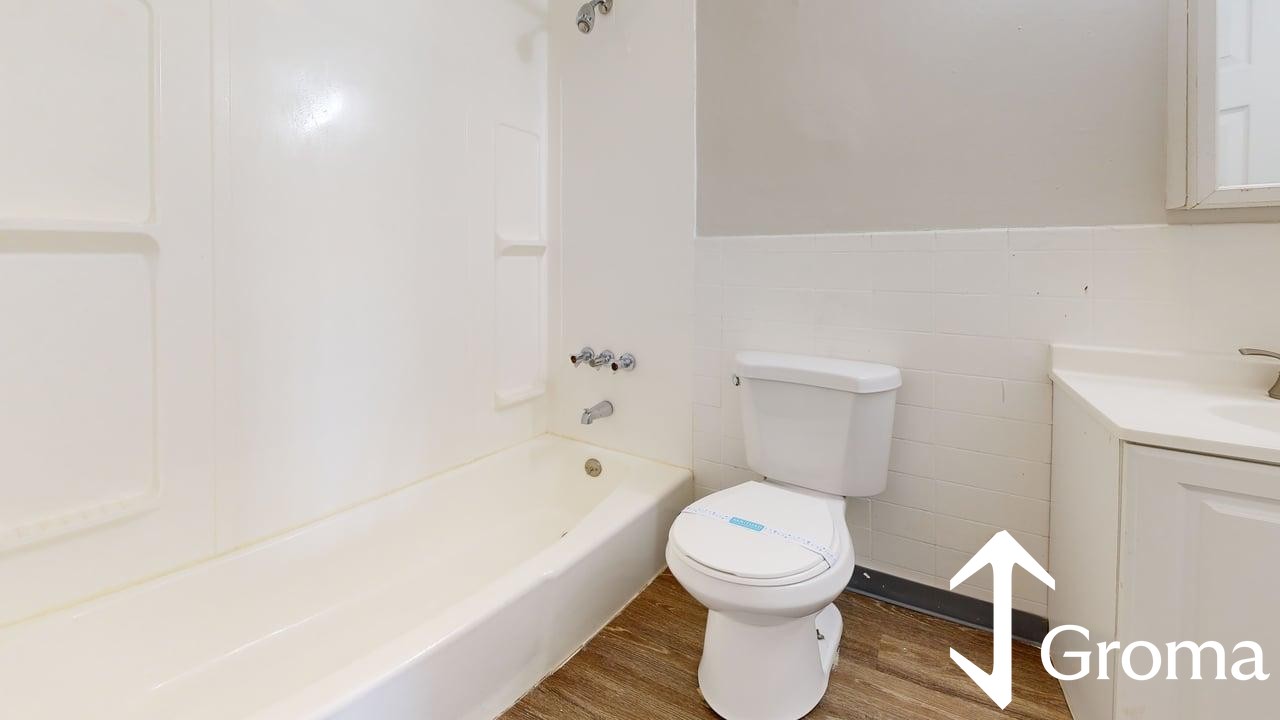 Photos of apartment on Meridian St.,Boston MA 02128