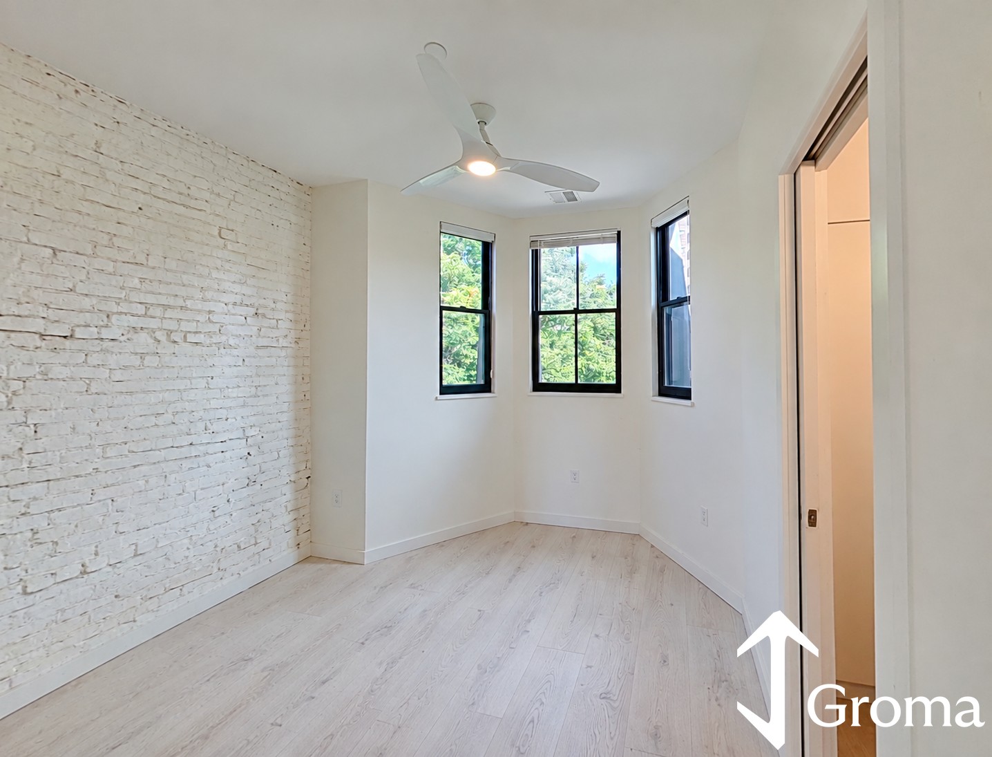 Photos of apartment on Worthington St.,Boston MA 02120