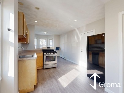 Photos of apartment on Chelsea St.,Boston MA 