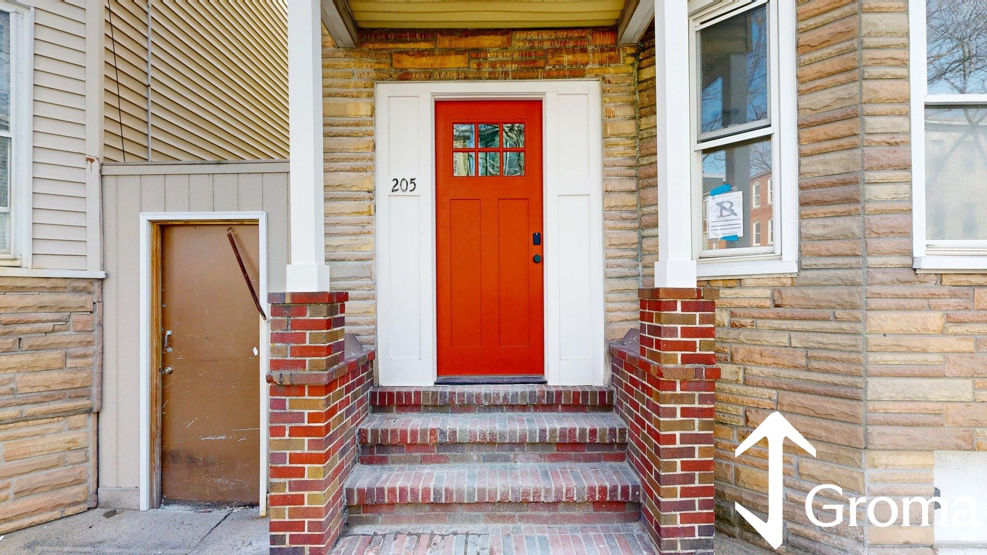 Photos of apartment on Chelsea St.,Boston MA 02128