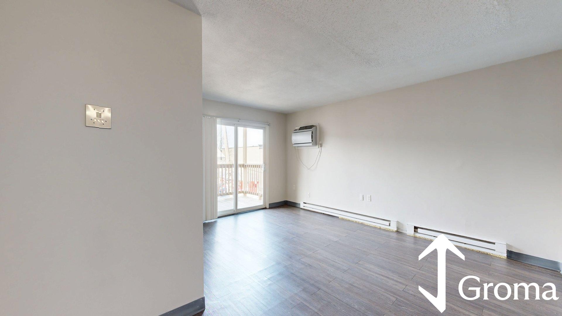 Photos of apartment on Meridian St.,Boston MA 02128