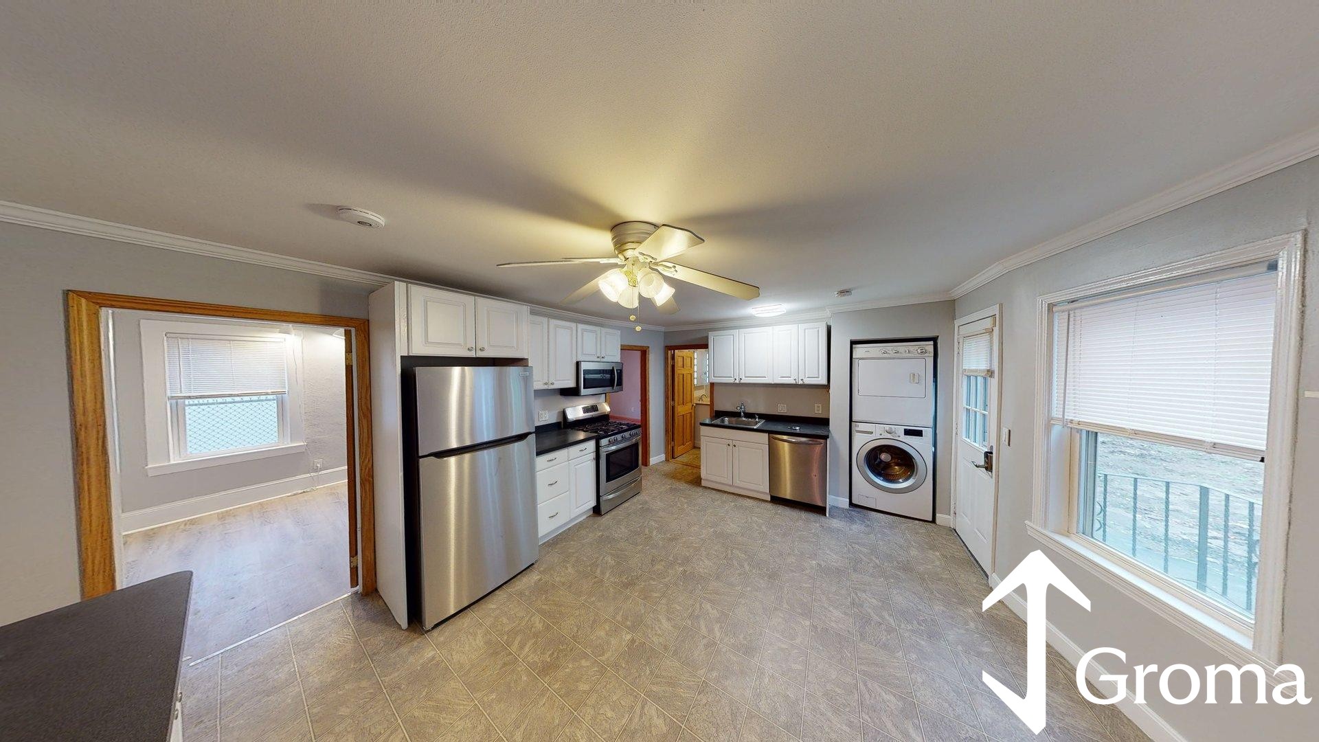 Photos of apartment on Chelsea St.,Boston MA 02128