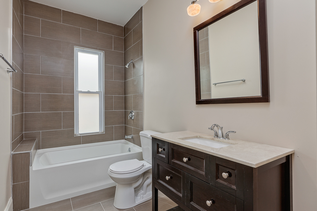 4 bed, 1 bath apartment for rent at 358 Meridian St Unit 1, East Boston — photo 5 of 14