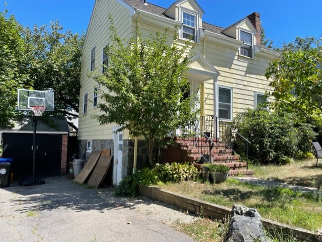 80 Decker St, Milton