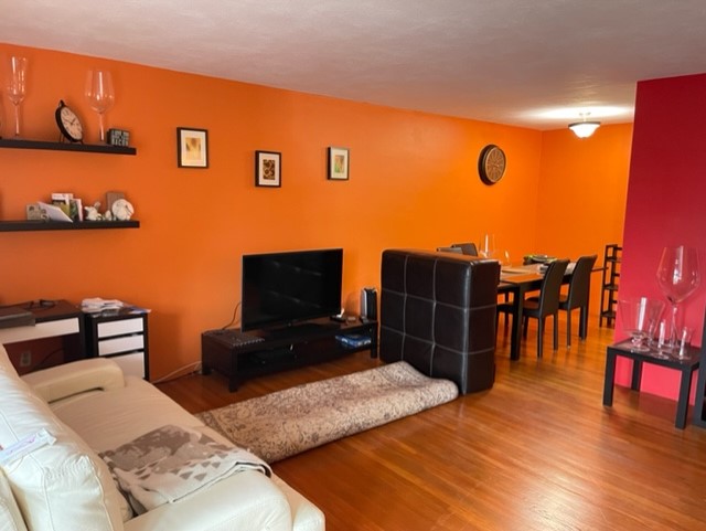 105 Alstead St, Quincy