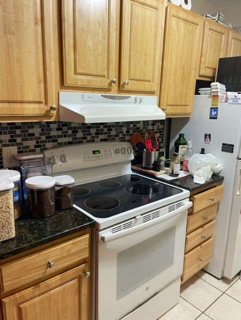 105 Alstead St, Quincy