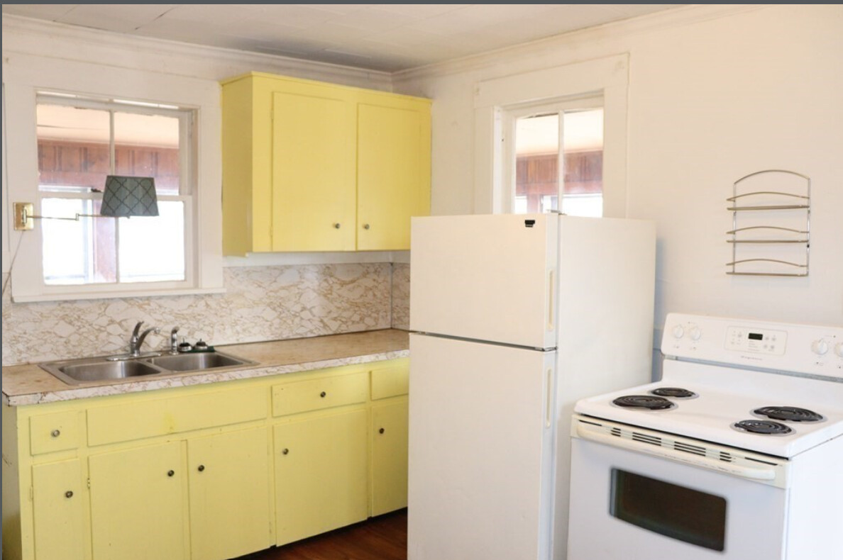 95 Mutton Ln, Weymouth