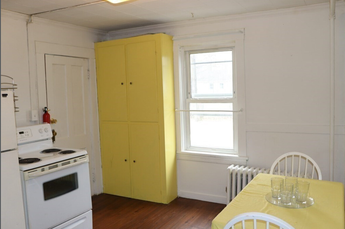 95 Mutton Ln, Weymouth