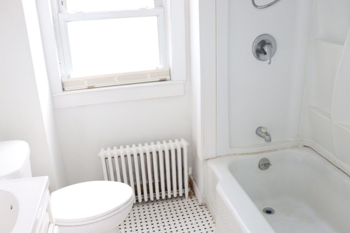 95 Mutton Ln, Weymouth