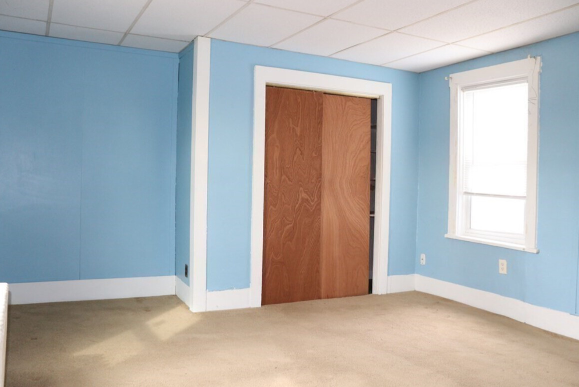 95 Mutton Ln, Weymouth