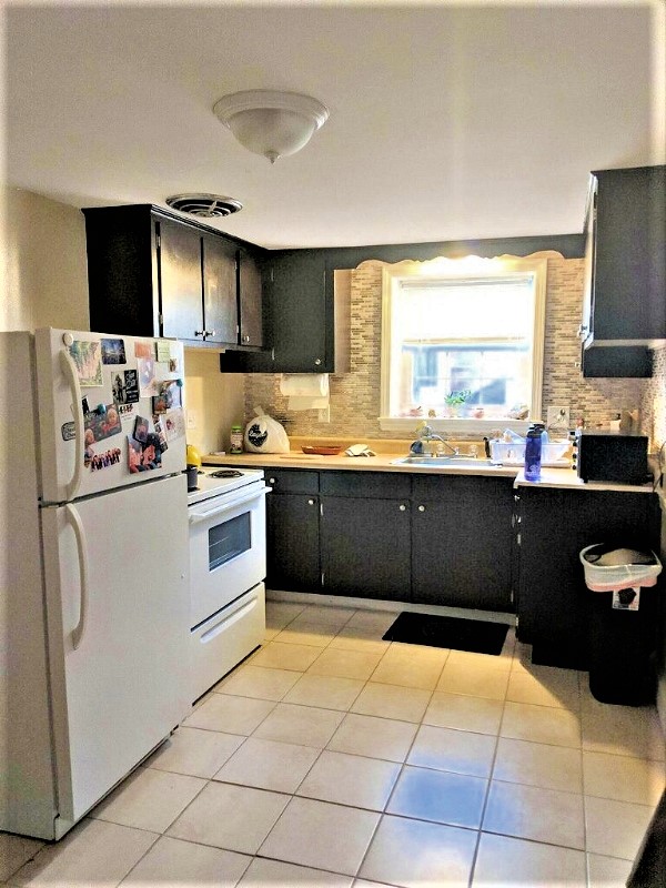 112 Greenleaf St, Quincy