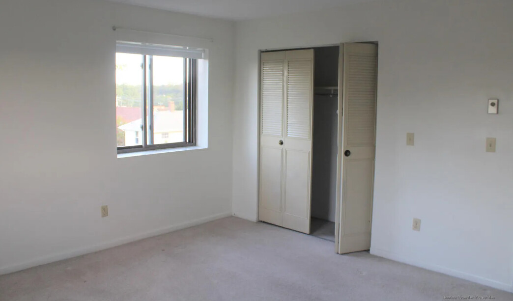 182 Quincy Ave, Quincy