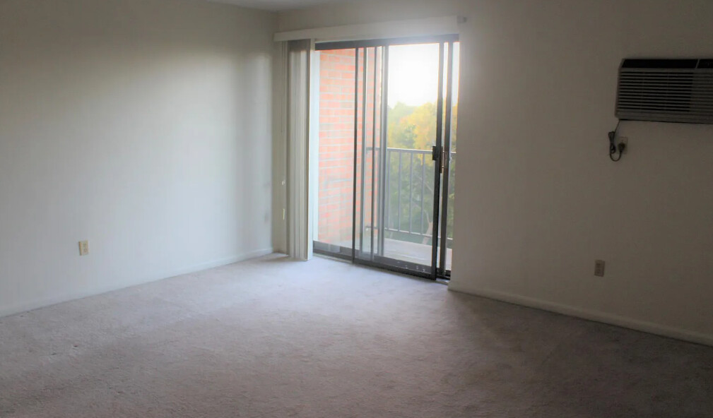 182 Quincy Ave, Quincy