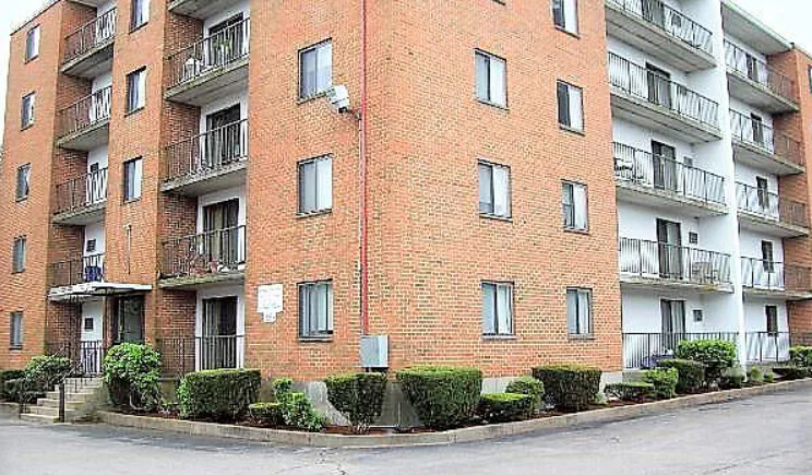 182 Quincy Ave, Quincy