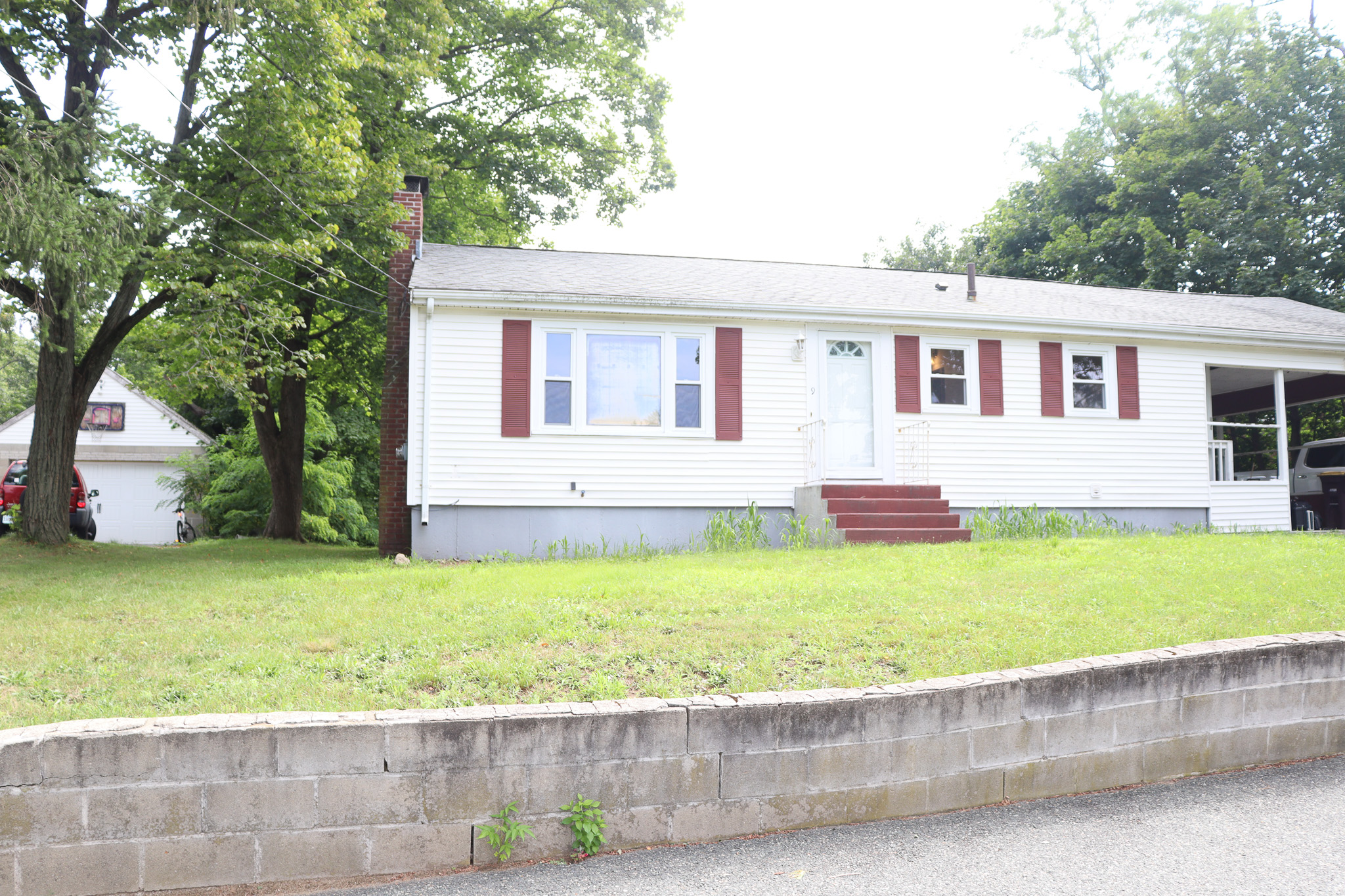 9 Louds Ave, Weymouth